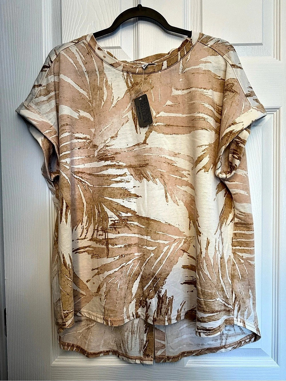 Jane + Delancey Abstract Button Down Top in Tan & White Size XL NWT